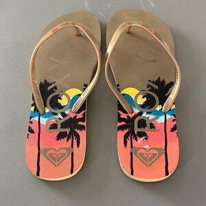 ROXY Gold Flip Flops SIZE 10